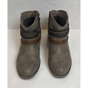 So Cabinstone Straps & Chain Accent Side Zip Ankle Booties Women's Size 7